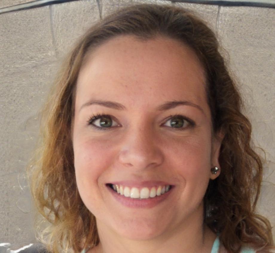 Dr. Sarah Mueller, Leitende Finanzberaterin